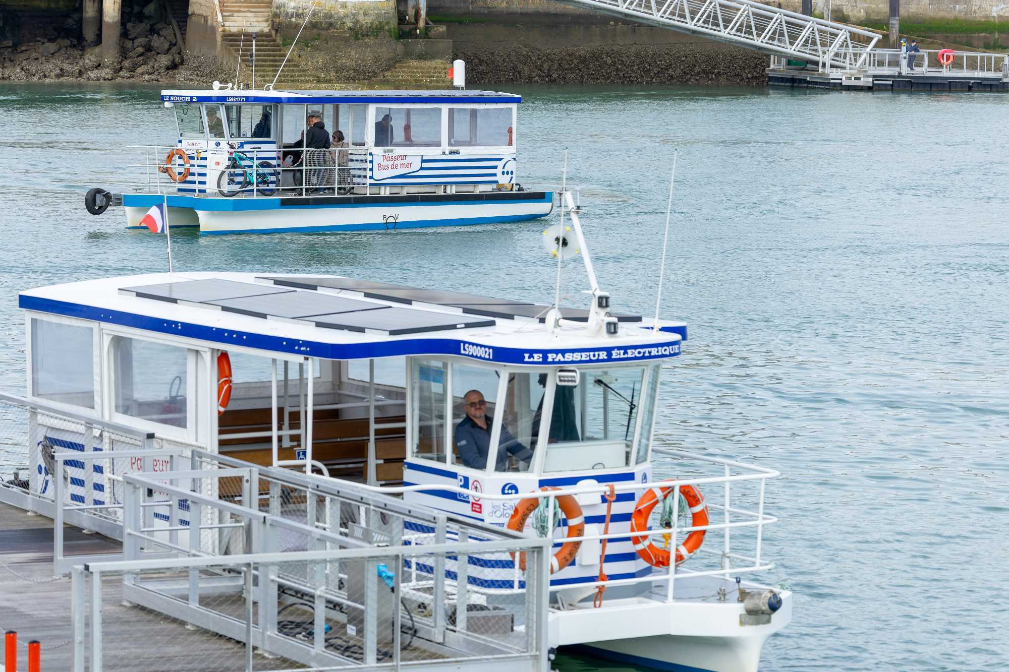 Bus de mer-passeur_lessablesdolonne